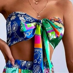 Paisley scarf print satin crop top ✨